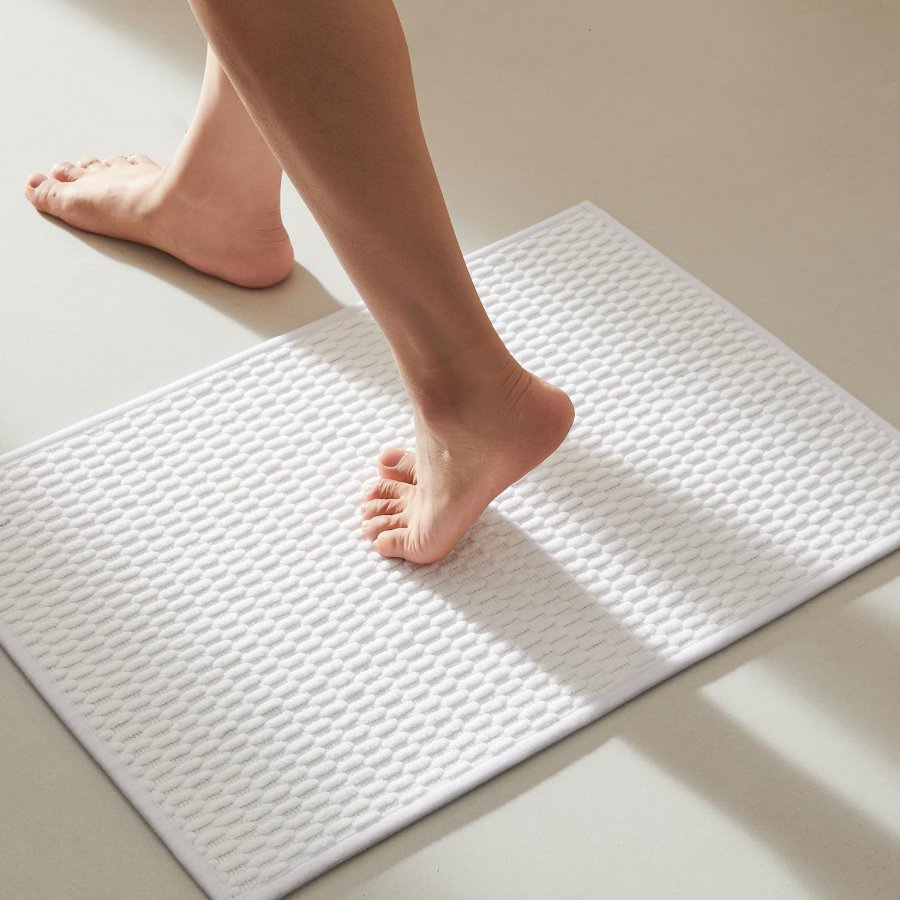 TYUU Bathroom Rugs Non Slip Washable