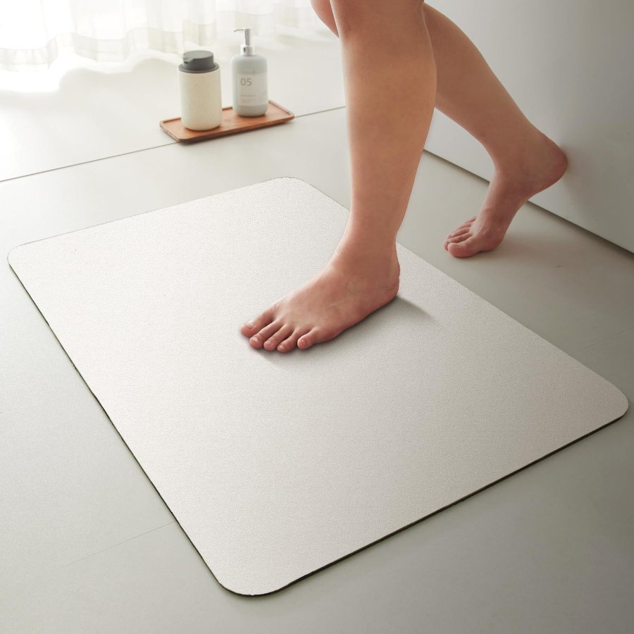 TYUU White Bath Mat